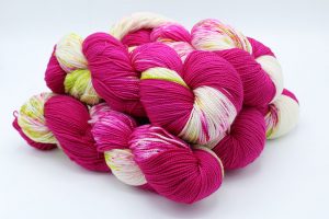 Baah Yarn La Jolla Queen of roses Dipped and dappled